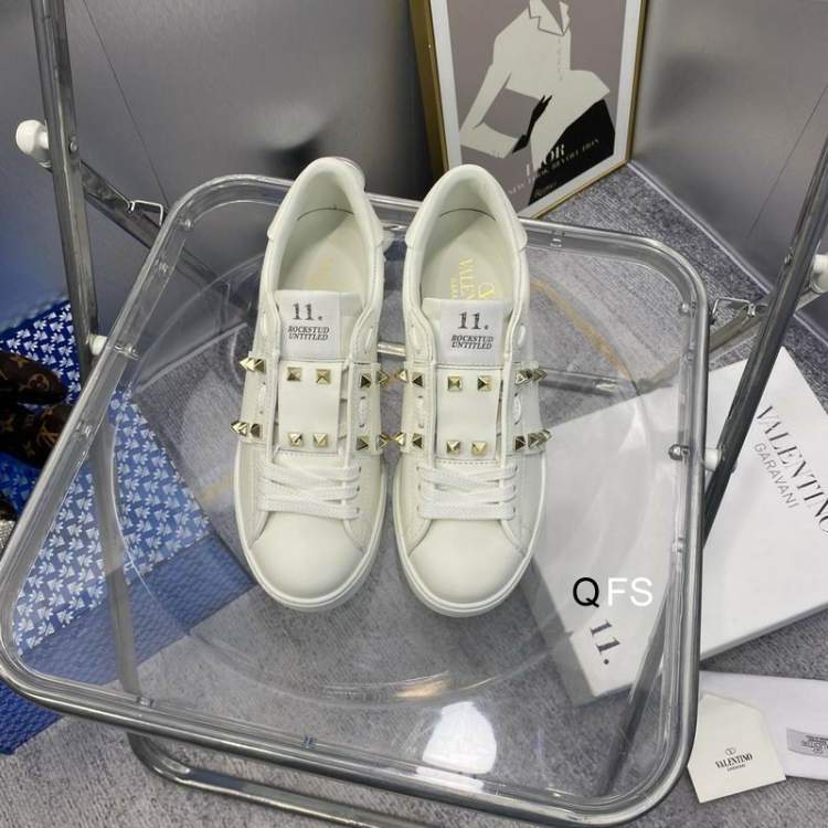 Picture of Valentino Shoes _SKUValentinosz35-405CFS070119999